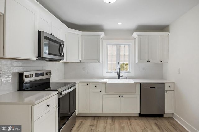 55 SHEFFIELD PL, Southampton, NJ 08088