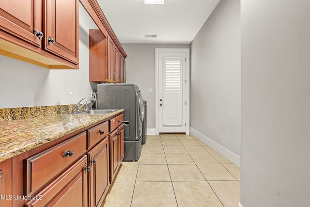 4114 Dawkins Farm Drive, Olive Branch, MS 38654