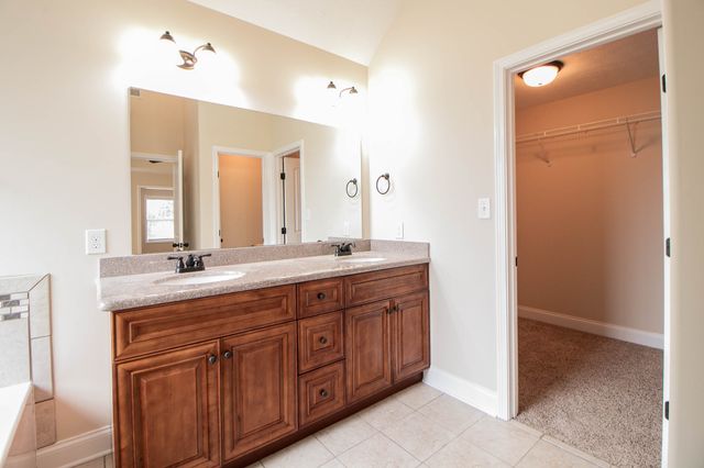 1398 Bruceton Drive, Clarksville, TN 37042