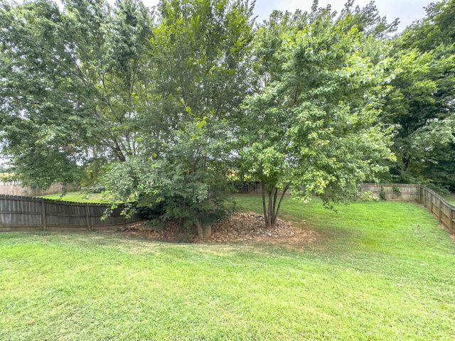 1398 Bruceton Drive, Clarksville, TN 37042