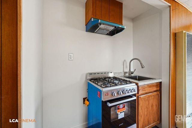 719 Philippine Street, Taft, CA 93268