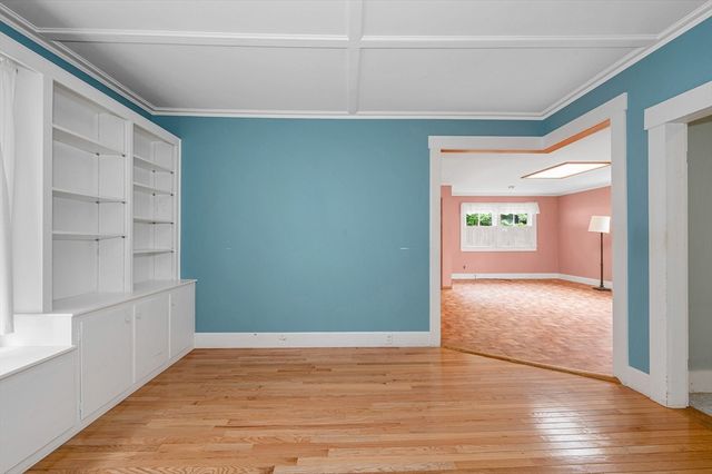 35 Nineteenth Street, Lowell, MA 01850