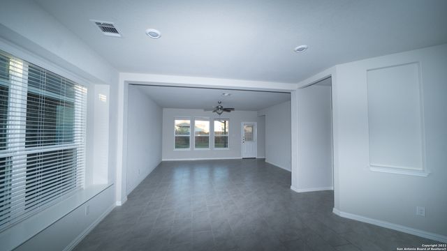 7846 Belmont valley, San Antonio, TX 78253