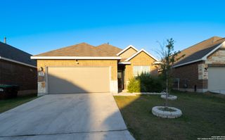 7846 Belmont valley, San Antonio, TX 78253