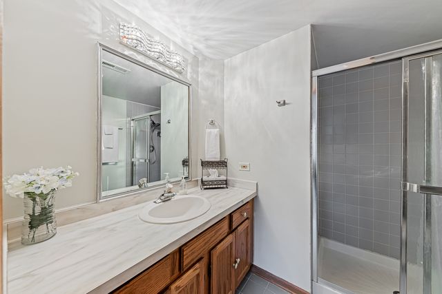 6419 Oak Forest Avenue 1N, Tinley Park, IL 60477
