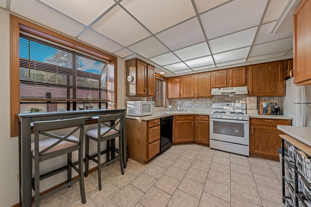 6419 Oak Forest Avenue 1N, Tinley Park, IL 60477 — photo 3