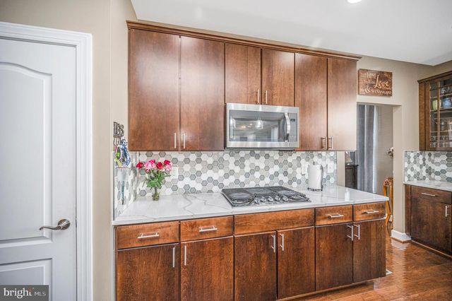 9 SUTTER DR, Fredericksburg, VA 22405