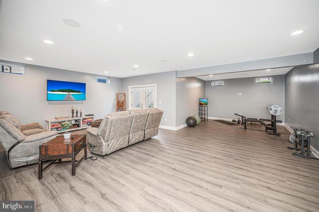 9 SUTTER DR, Fredericksburg, VA 22405