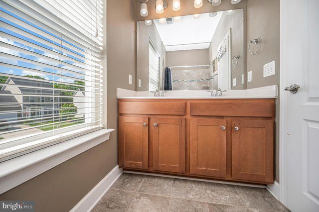 9 SUTTER DR, Fredericksburg, VA 22405