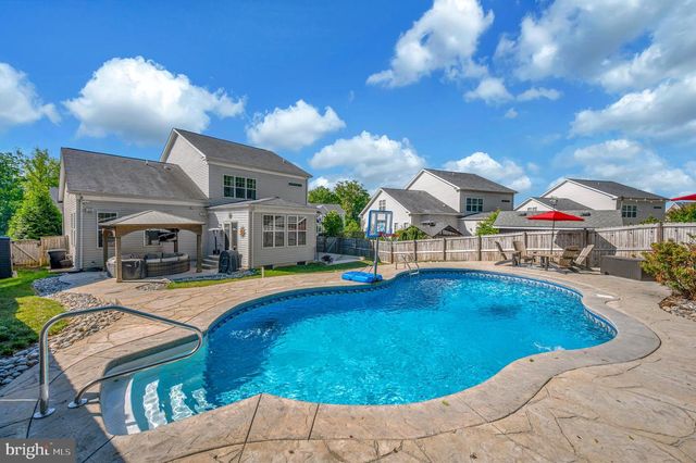 9 SUTTER DR, Fredericksburg, VA 22405