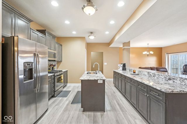 5594 Beale Street, Plainfield, IN 46168