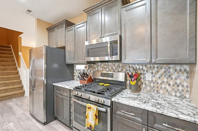 5594 Beale Street, Plainfield, IN 46168