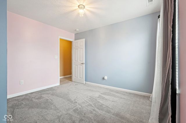 5594 Beale Street, Plainfield, IN 46168