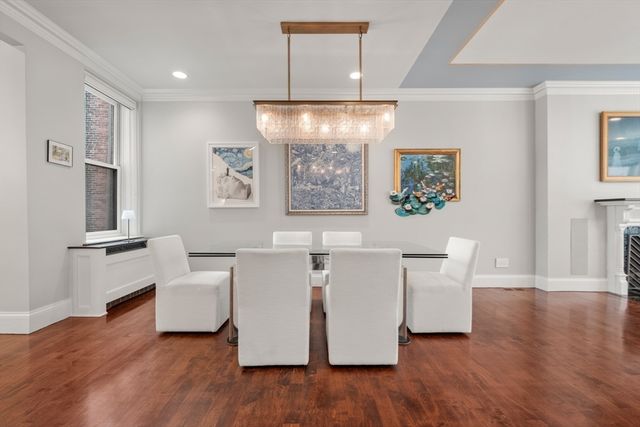 61 Saint Botolph St 61, Boston, MA 02116