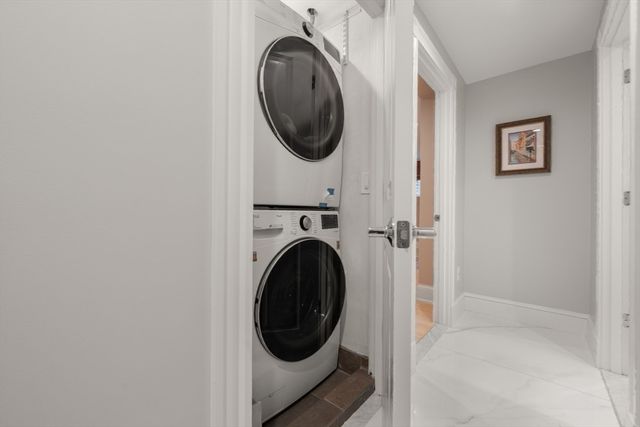 61 Saint Botolph St 61, Boston, MA 02116
