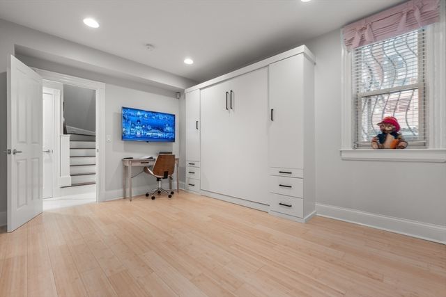 61 Saint Botolph St 61, Boston, MA 02116