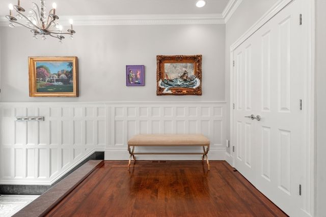 61 Saint Botolph St 61, Boston, MA 02116