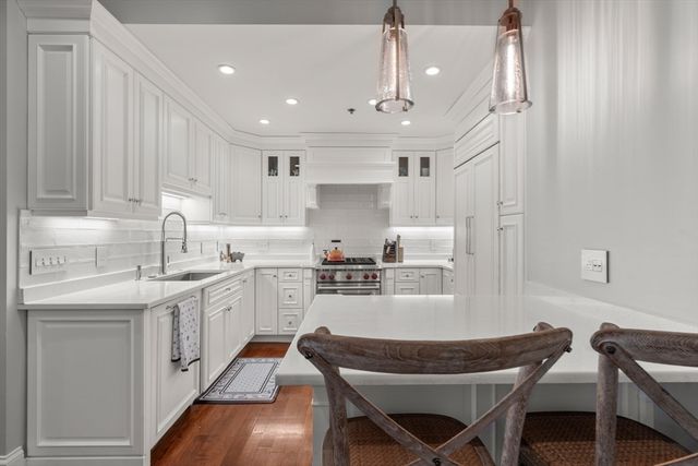 61 Saint Botolph St 61, Boston, MA 02116
