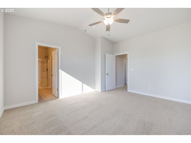 725 E Third St, Yamhill, OR 97148