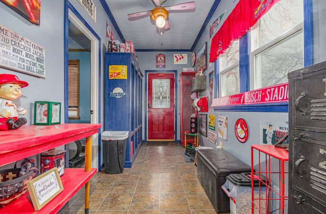 433 E Main Street, Salem, IL 62881