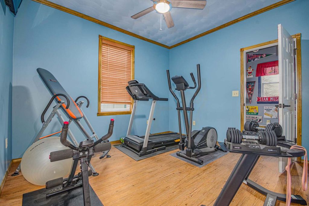 Image 28 of property listing at 433 E Main Street, Salem, IL 62881