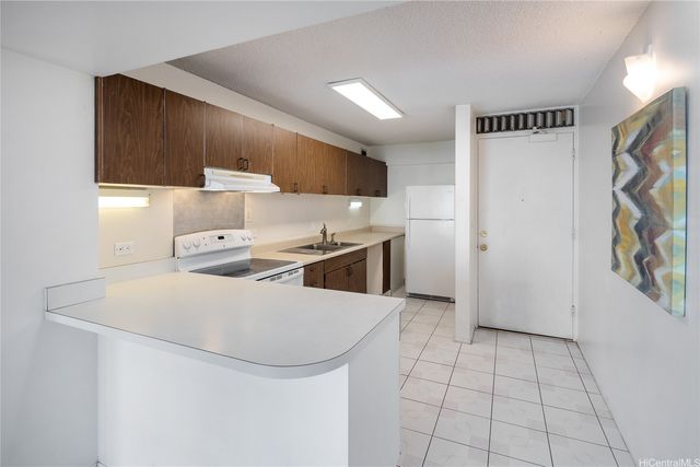 1645 Ala Wai Boulevard 605, Honolulu, HI 96815