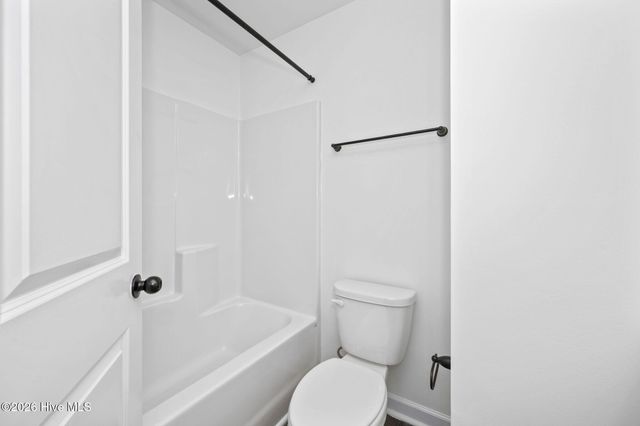 4 Catalina Circle, Swansboro, NC 28584