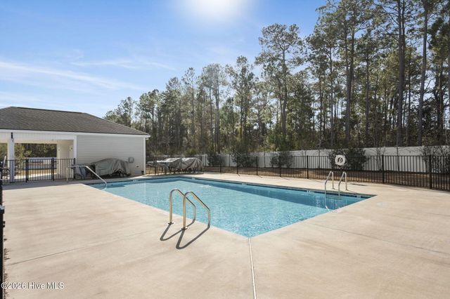 4 Catalina Circle, Swansboro, NC 28584
