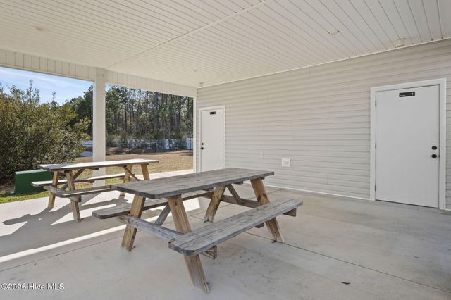 4 Catalina Circle, Swansboro, NC 28584
