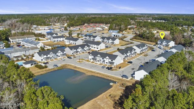 4 Catalina Circle, Swansboro, NC 28584