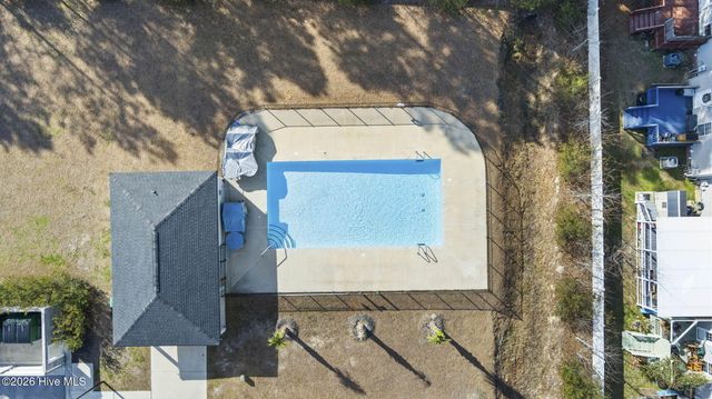 4 Catalina Circle, Swansboro, NC 28584