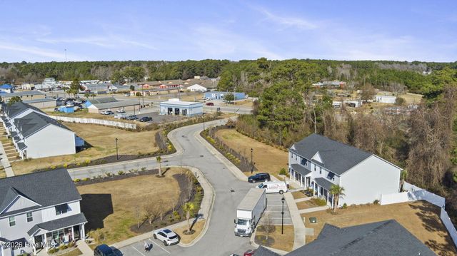 4 Catalina Circle, Swansboro, NC 28584