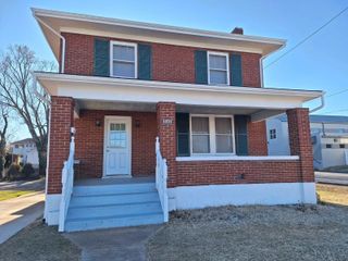 4322 Williamson RD, Roanoke, VA 24012