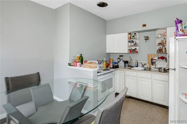 390 West Delavan Avenue, Buffalo, NY 14213
