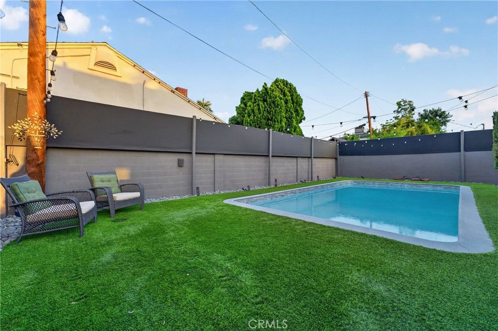 7350 Donna, Reseda, CA 91335 — photo 5