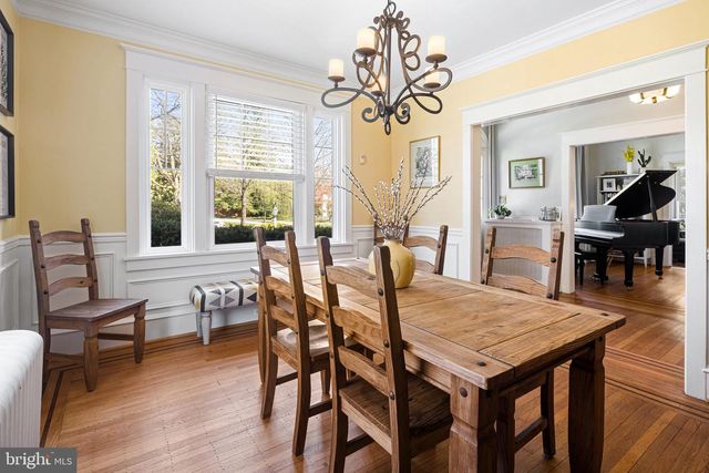 202 LINDEN AVE, Riverton, NJ 08077