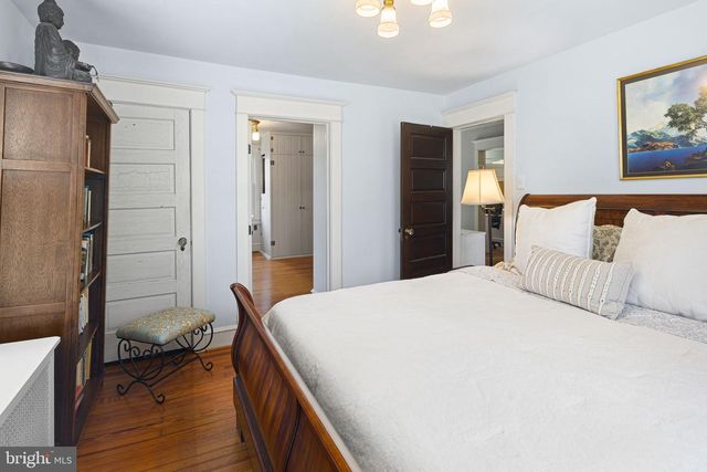 202 LINDEN AVE, Riverton, NJ 08077