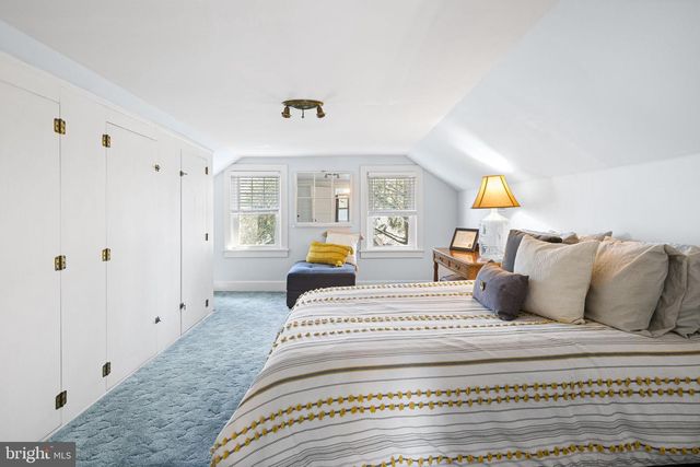 202 LINDEN AVE, Riverton, NJ 08077