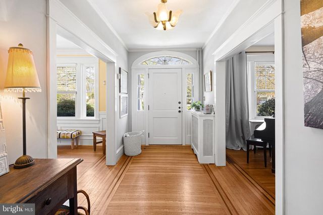 202 LINDEN AVE, Riverton, NJ 08077