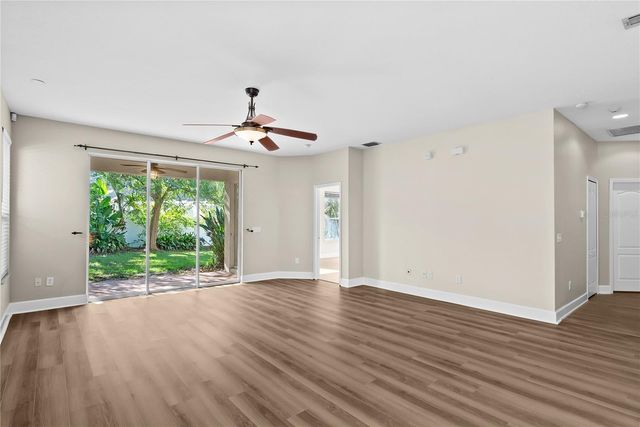 5012 MIRROR RIDGE COURT, Lutz, FL 33558