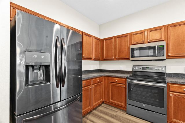 5012 MIRROR RIDGE COURT, Lutz, FL 33558