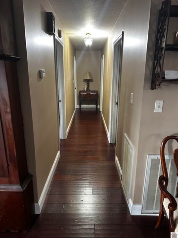 4172 State Route 303, Mayfield, KY 42066