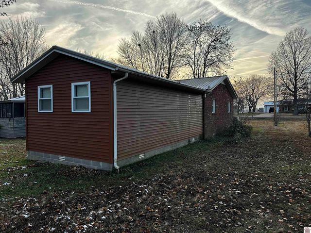 4172 State Route 303, Mayfield, KY 42066
