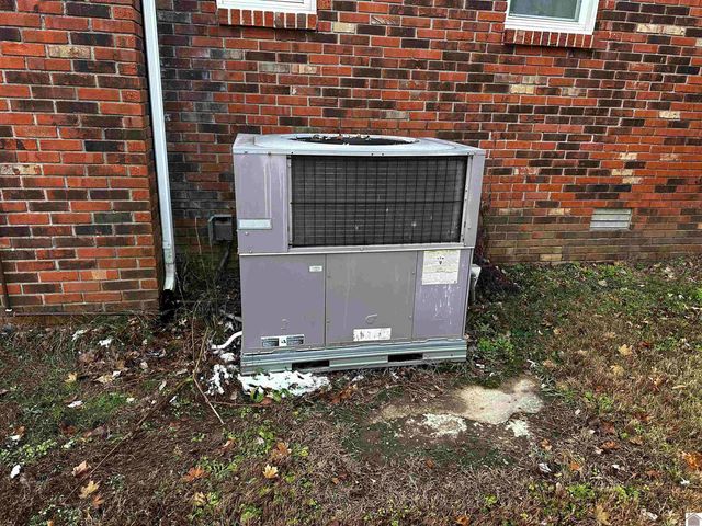 4172 State Route 303, Mayfield, KY 42066