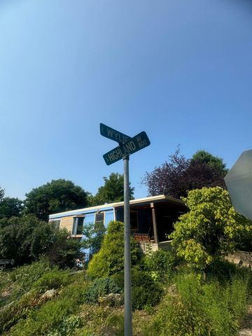 Lot 8 Highland Avenue, Bloomington, IN 47401