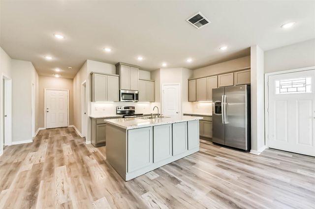 3420 Sunrise Drive, Shoreacres, TX 77571