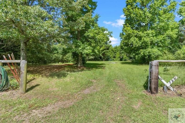 8062 Fm 96, Atlanta, TX 75551