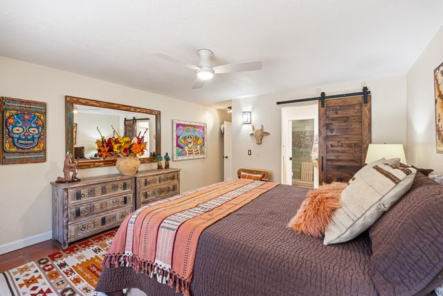 310 Calle Estado, Santa Fe, NM 87501