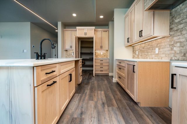 2280 Holy Cross Court, Grand Junction, CO 81507