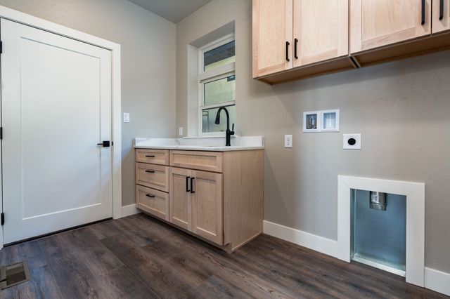 2280 Holy Cross Court, Grand Junction, CO 81507